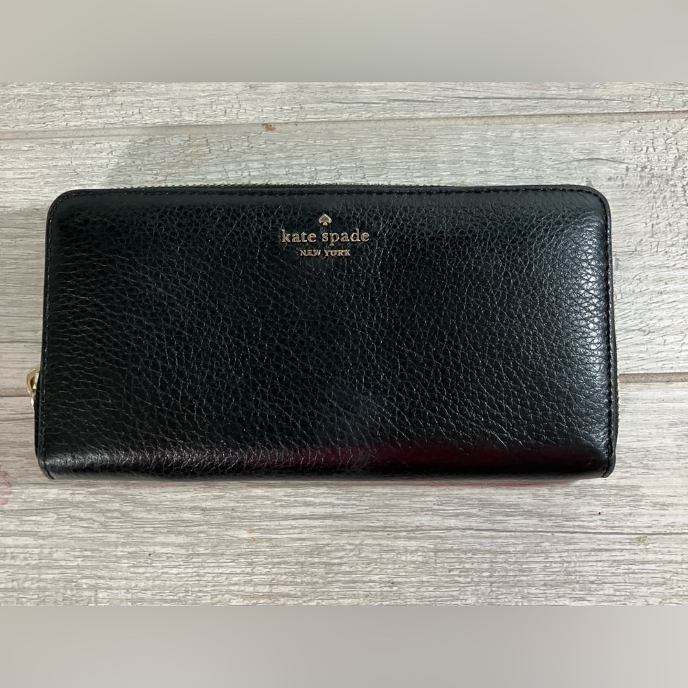 Kate Spade Wallet EUC
